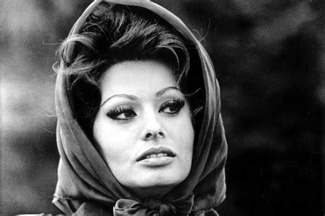 Sophia Loren Tout Savoir Sur Lactrice Italienne