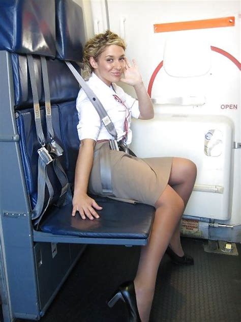 Female Flight Attendants 36 Pics Xxxx Air Hostesses I