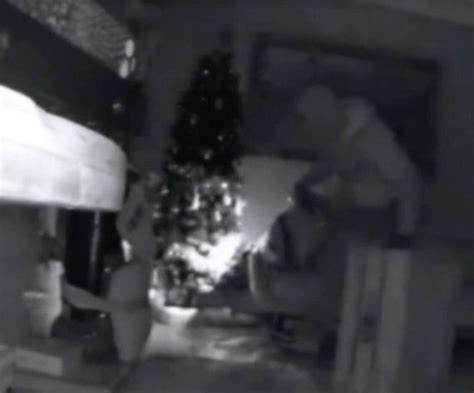 christmas robbery cctv shows thieves stealing presents