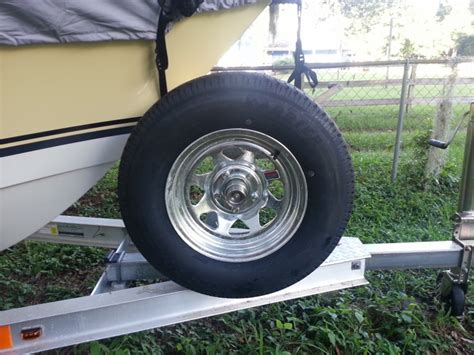 boat trailer spare tire mount    infos