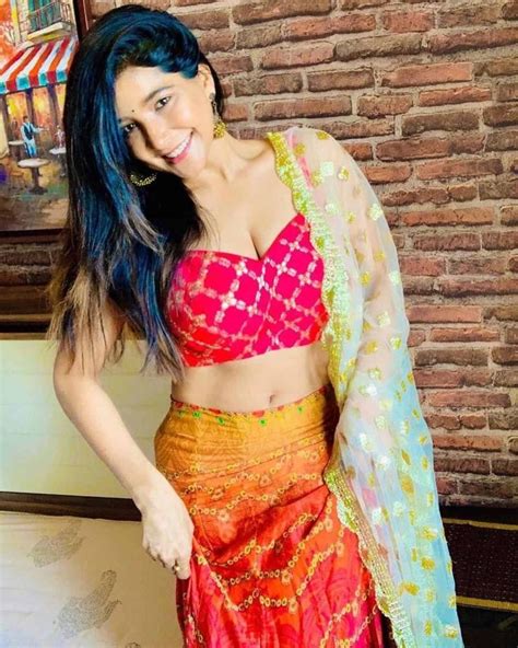 pin by nani on nani in 2020 fashion tamil actress photos dress