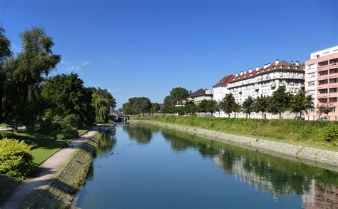 strassburg wohnbauten  rhein rhone kanal aug staedte fotosde