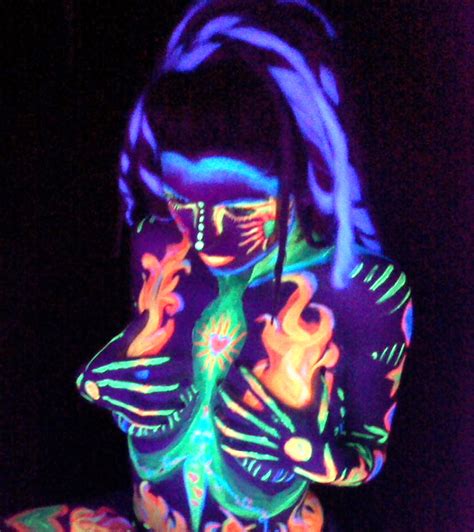 Blacklight Body Paint Ideas We Heart It Neon And Girl