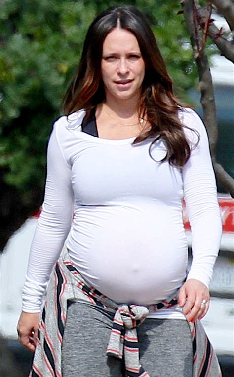 Jennifer Love Hewitt From The Big Picture Today S Hot Photos E News