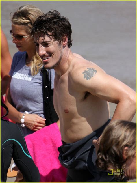 סלבס בתמונות חושפניות sexy celebs אריק בלפור eric balfour