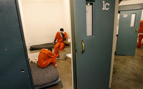 texas jail allegedly  mentally ill inmate  fetid cell  weeks