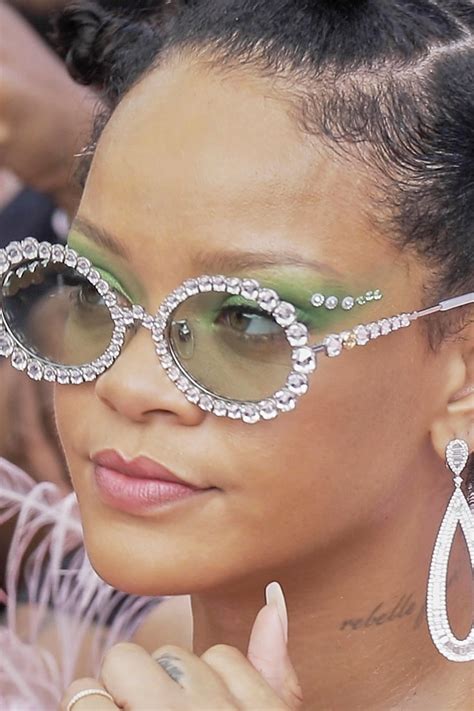 Rihanna Ya Está En El Crop Over Festival De Barbados Así Es Su Disfraz