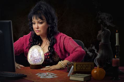 Are Online Clairvoyants Real Or They Are A Scam Review Of