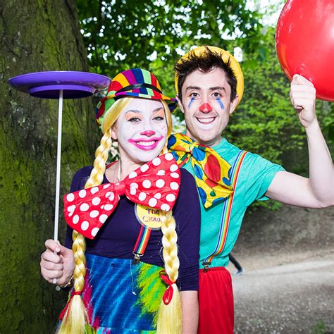 party entertainers  childrens birthdays minnie  clown parties
