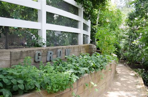 create  romantic english garden sanctuary home decor