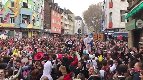 dumpert carnaval bij de oosterburen