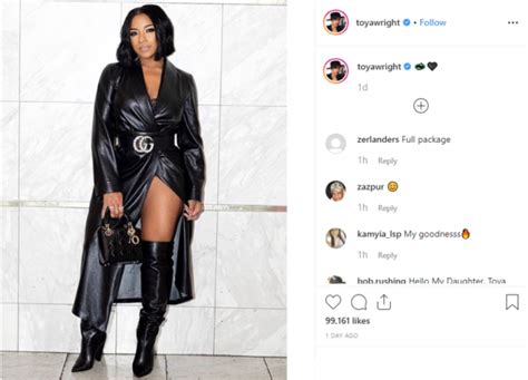 the full package toya wright gets a leg up on fans with sexy show