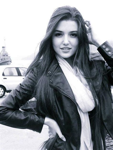 Hande Ercel Hande Ercel Beautiful Turkish Beauty