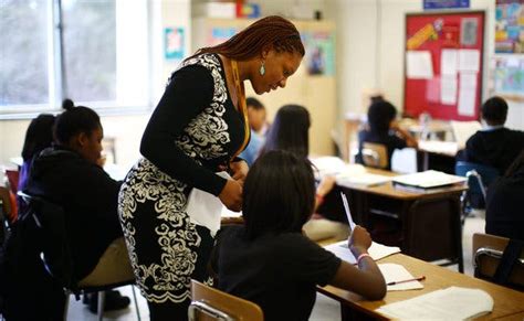 fewer top graduates want to join teach for america the new york times