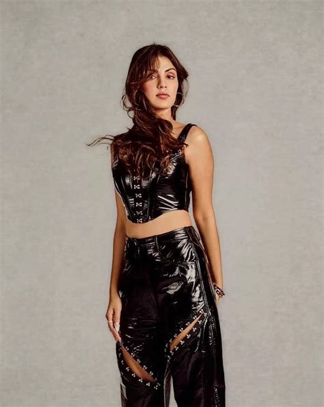 Photos Rhea Chakraborty Sizzles In The Latest Pics See Here