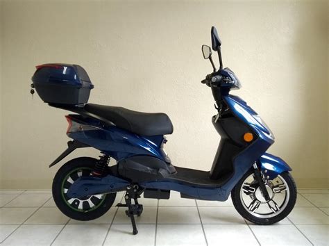 grand opening sale     stock electric scooter bikes