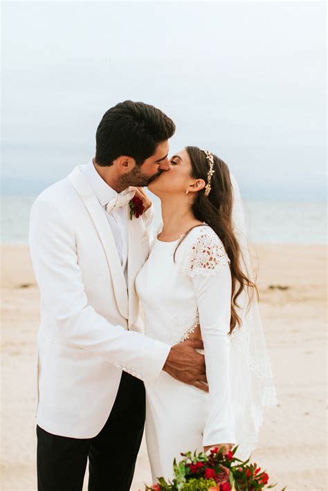 a bride and a groom kissing each other pixeor large collection of