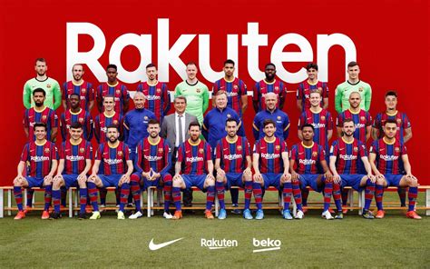 fc barcelona pose   official photo