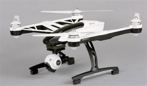 drone teratas  waktu penerbangan terpanjang
