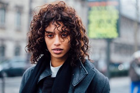 21 curly hairstyles that are seriously cute for 2017 glamour