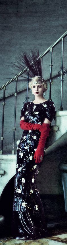 Viktoriya Sasonkina Por Greg Lotus Para Vogue Italia Octubre De 2013