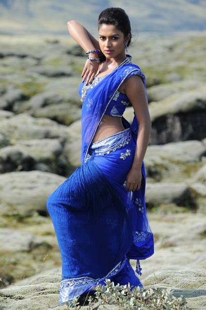 Amala Paul Hot Still In Saree From Naayak Telugu Movie