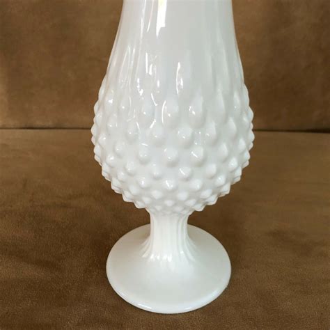 16 Fenton Milk Glass Swung Vase Stretch Hobnail Bud Flower Pulled