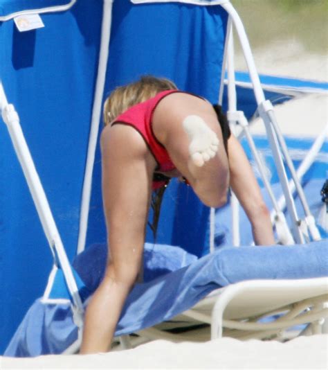Sarah Ferguson Bikini Butts Celebs And Amateurs