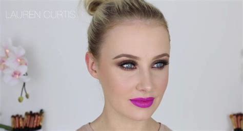 25 Beautiful Blue Eye Makeups To Make Your Eyes Pop