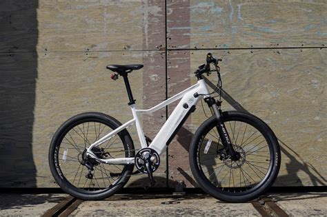 himo  review   bike   road