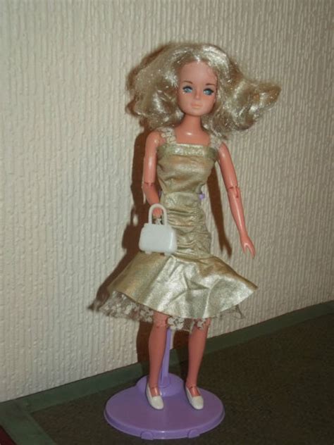 80s betty teen doll by tong 14 99 2 7 dolls dolls and more dolls pinterest dolls