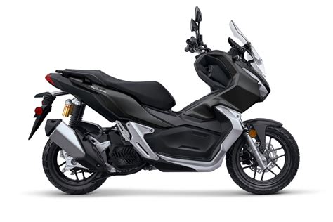 honda adv adventure scooter   review