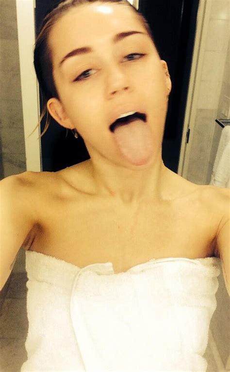 [pic] Miley Cyrus’ Naked Shower Selfie — Singer Posts Racy