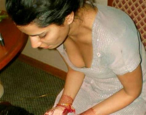 desi downblouse pics