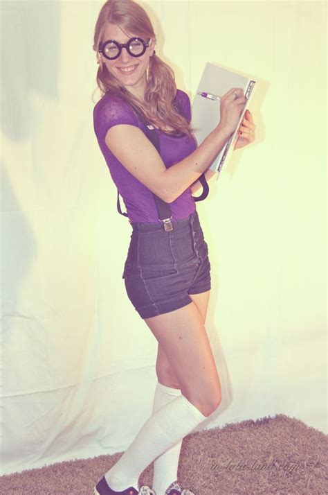 10 halloween costumes for under 20 in lala land cute nerd outfits