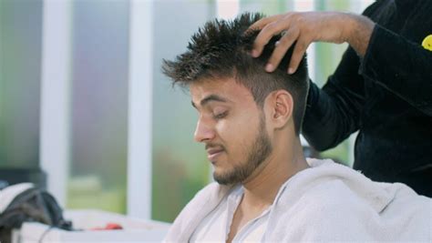 Head Massage Coconut Jawedhabib Salon