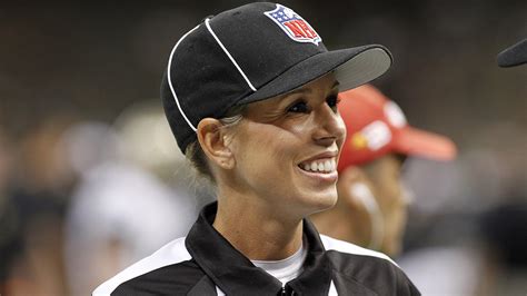 Report Nfl Hires Sarah Thomas Becomes First Female Full Time Official
