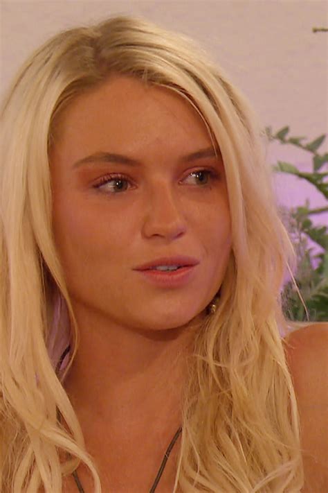 Love Island S Lucie Is Still Trying To Steal Tommy From