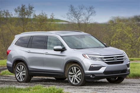 Honda Pilot 3 Row Suv