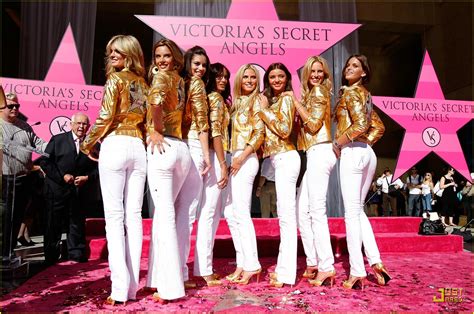 25 Victorias Secret Angels Photos Hd Wallpapers Pics