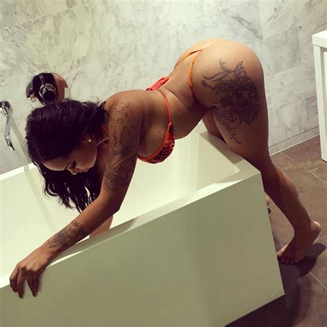 ebony model phfame nude and hot photos — huge ass alert