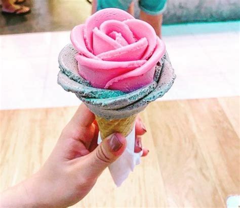 these rose shaped gelato cones are almost too beautiful to