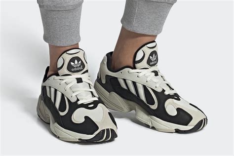 adidas yung  tones     neat swirl sneaker freaker