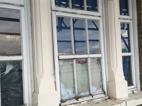 sash timber window repairs melbourne door window repair man