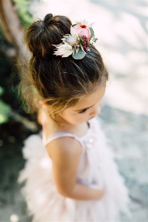 adorable hairstyle ideas for your flower girls flower girl wedding