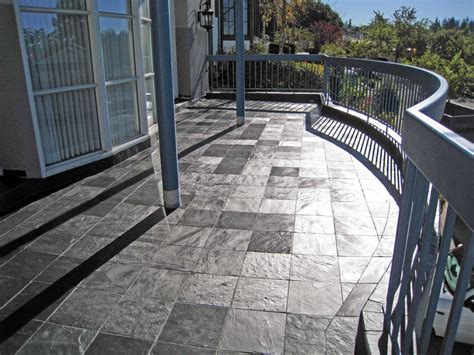 duradek  porcelainstone tile  outdoor decks  living