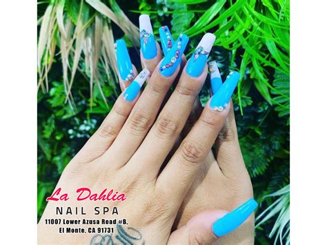 set   appointment today    manicure design creative