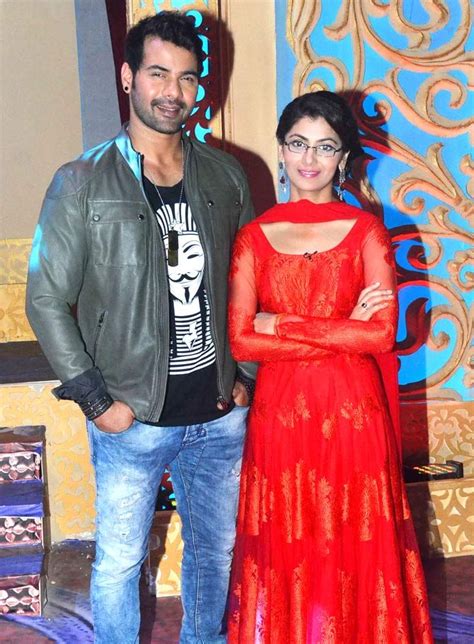 Shabbir Ahluwalia And Sriti Jha On The Sets Of Kumkum