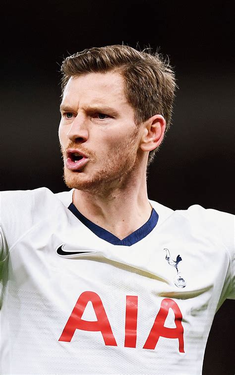 jan vertonghen family robbed  knifepoint   london home telegraph india