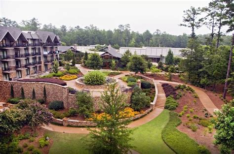 lodge  spa  callaway gardens autograph collection  pine